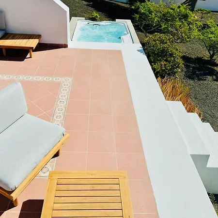 Canaryislandshost L Palmeras * Nazaret